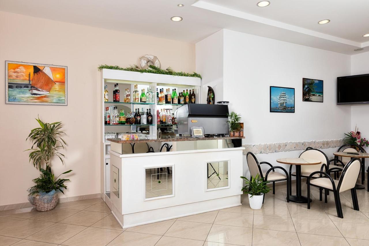 Albergo Gloria Bellaria-Igea Marina Exterior foto